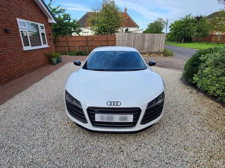 Audi R8 2015 photo 5