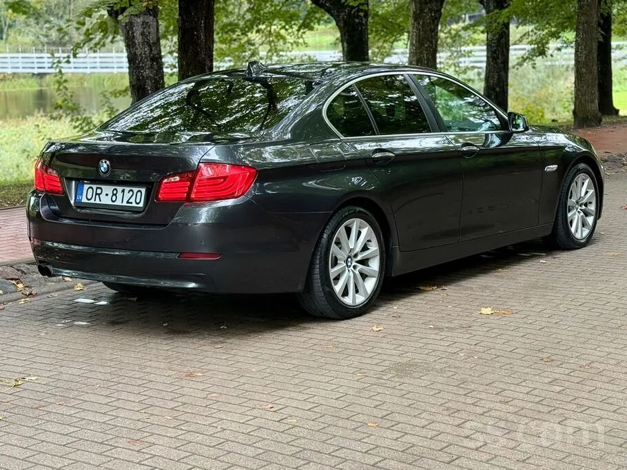 BMW 520 2011 photo 3