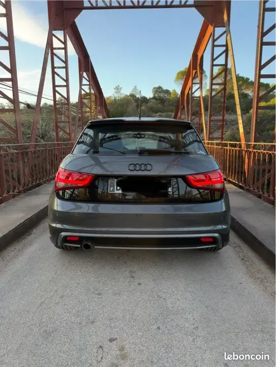 Audi A1 2011 photo 2