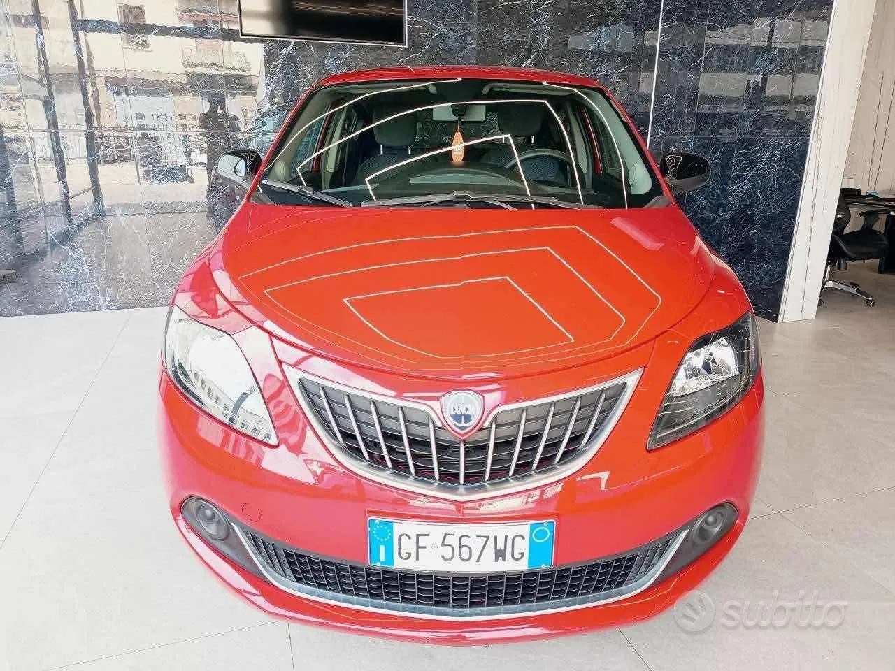 Lancia Ypsilon