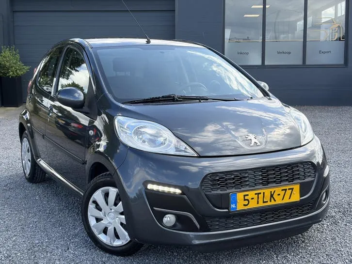 Peugeot 107 2014 photo 2