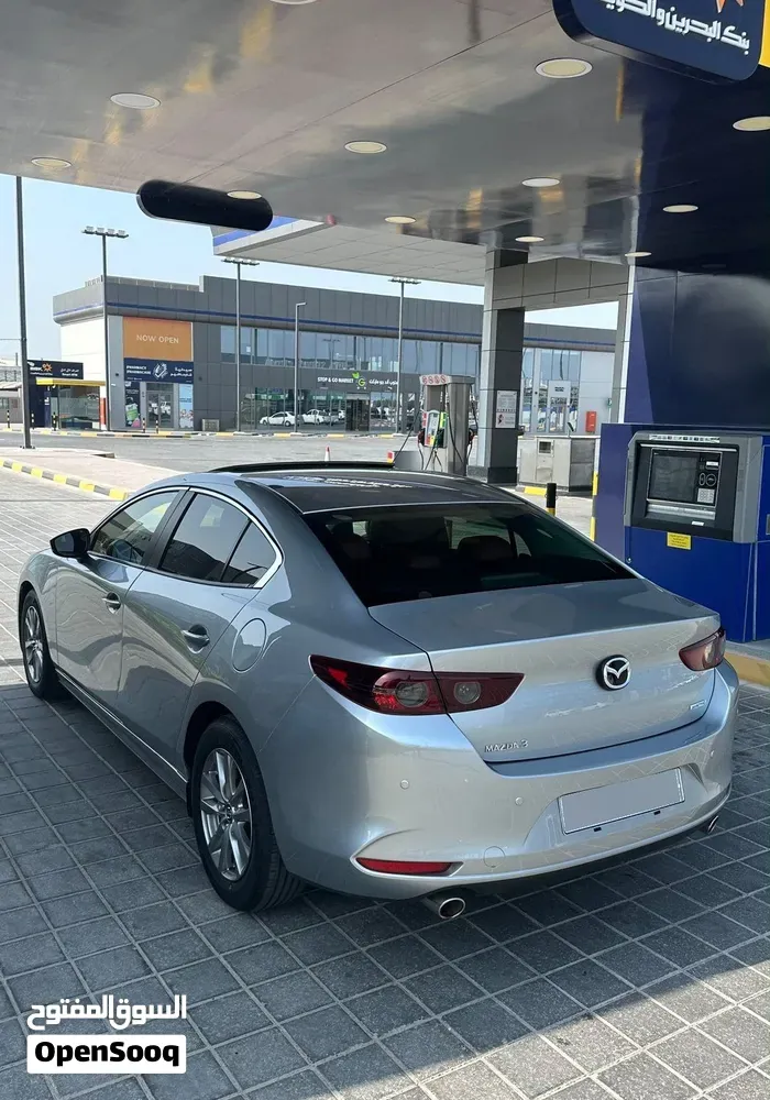 Mazda 3 2020 photo 2