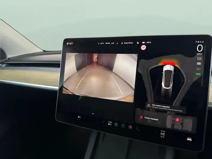 Tesla Model Y 2023 photo 5