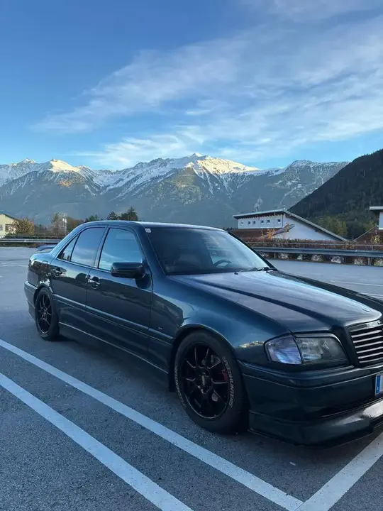 Mercedes-Benz C-Class 1995 photo 2