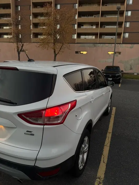 Ford Escape 2013 photo 3