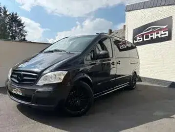 Mercedes-Benz Viano 2013 photo 2