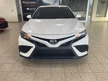 Toyota Camry 2021 photo 3