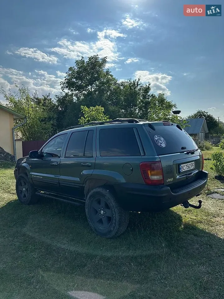 Jeep Grand Cherokee 2004 photo 2