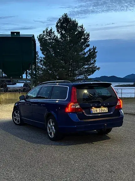 Volvo V70 2009 photo 4
