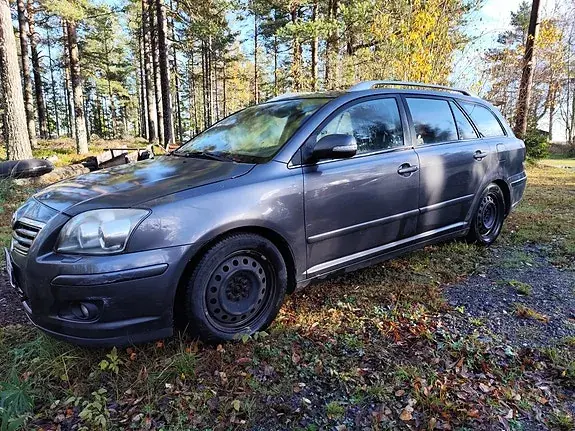 Toyota Avensis 2007 photo 2