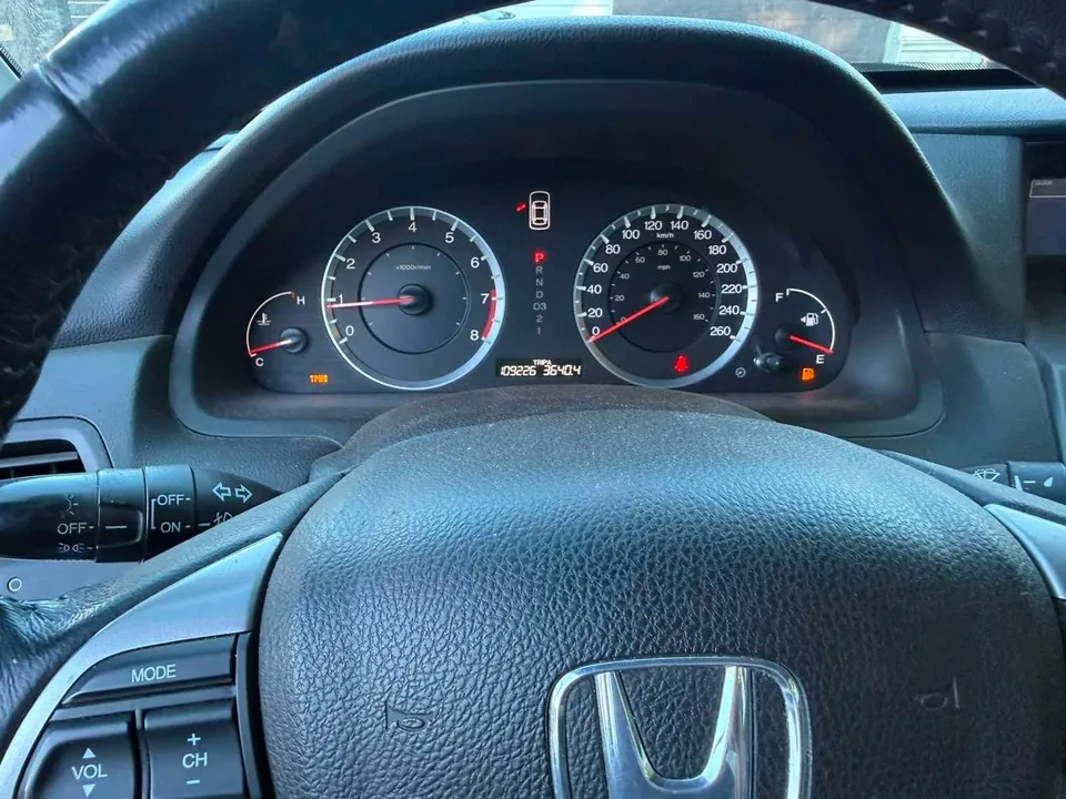 Honda Accord 2009 photo 2
