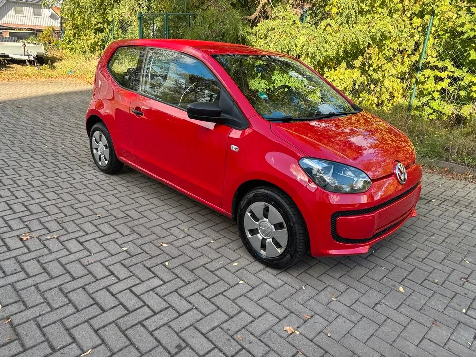 Volkswagen Up