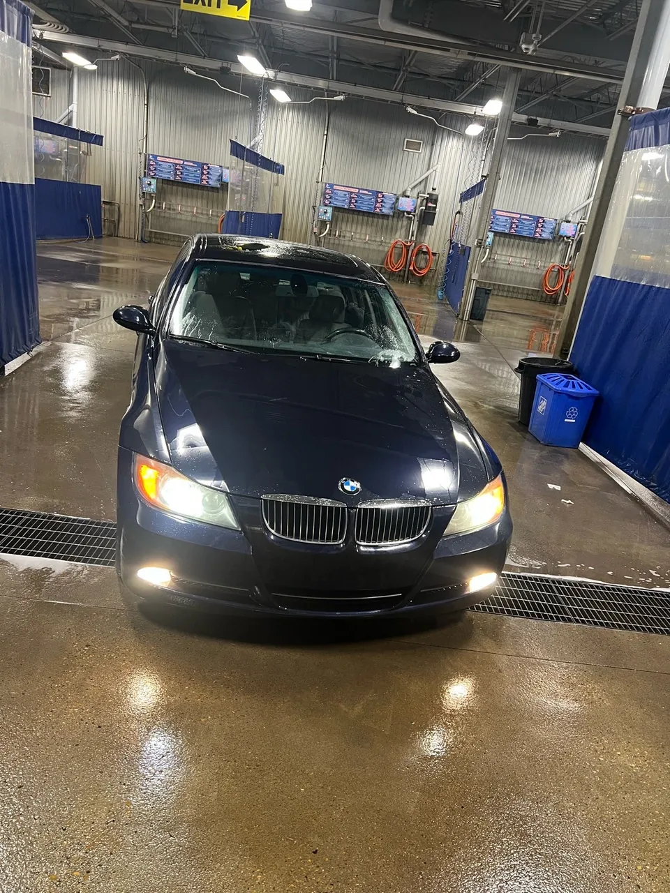 BMW 330I 2006 photo 2