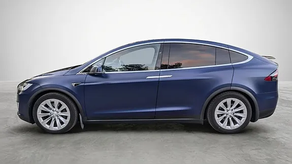 Tesla Model X 2018 photo 2