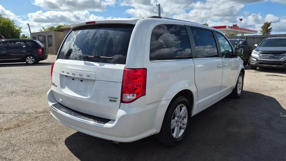 Dodge Grand Caravan 2018 photo 5