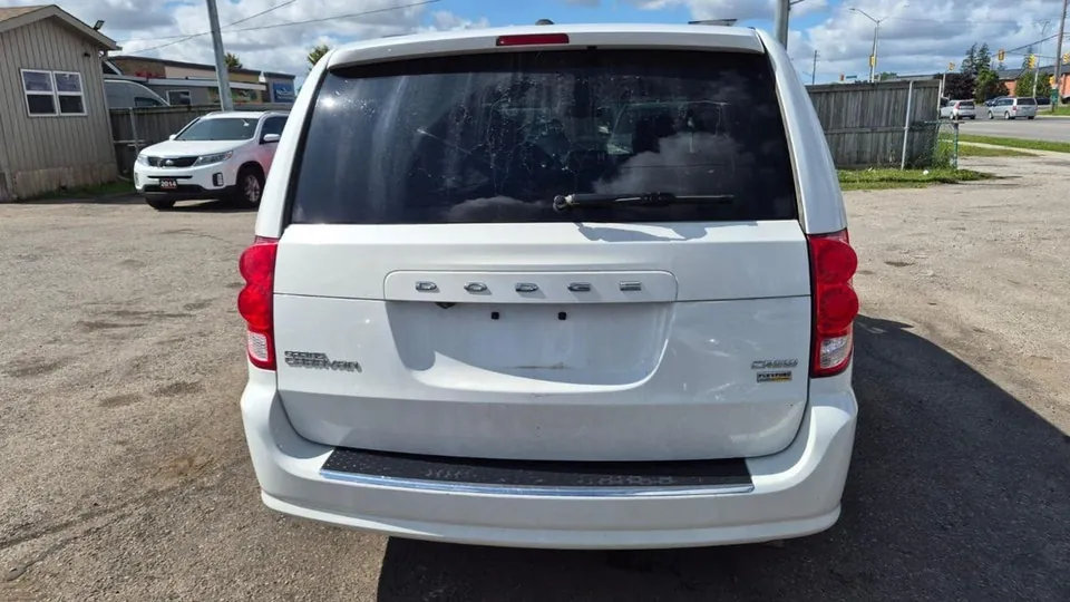 Dodge Grand Caravan 2018 photo 4