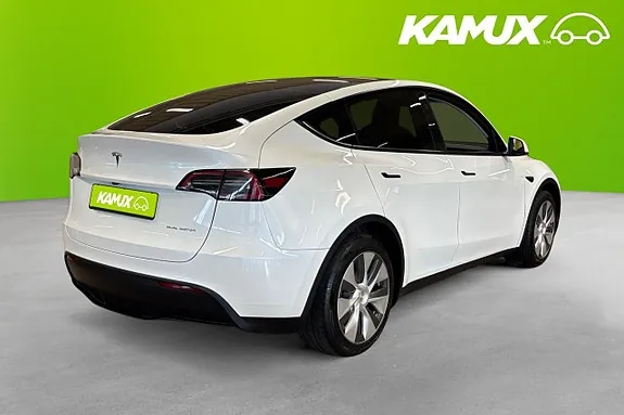 Tesla Model Y 2024 photo 4
