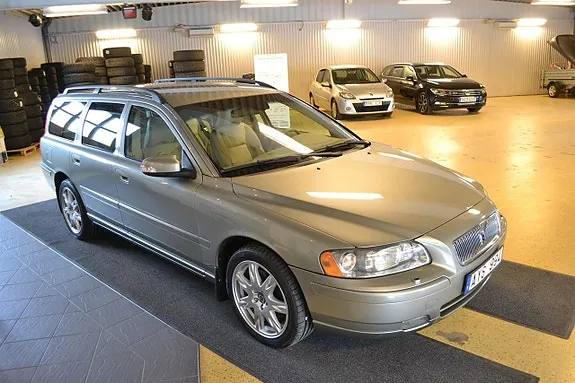 Volvo V70 2007 photo 2