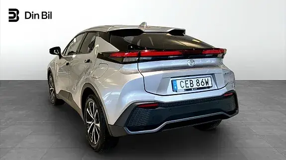 Toyota C-Hr 2025 photo 3