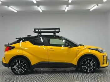 Toyota C-Hr 2019 photo 3