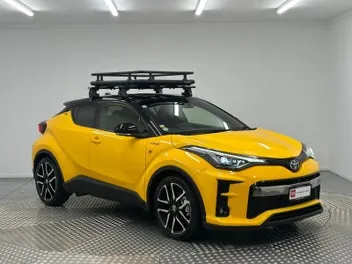Toyota C-Hr 2019 photo 2