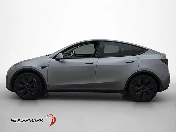 Tesla Model Y 2025 photo 3