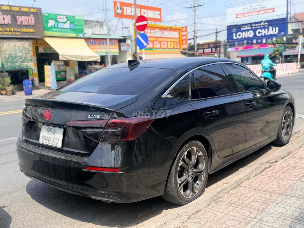 Honda Civic 2023 photo 4