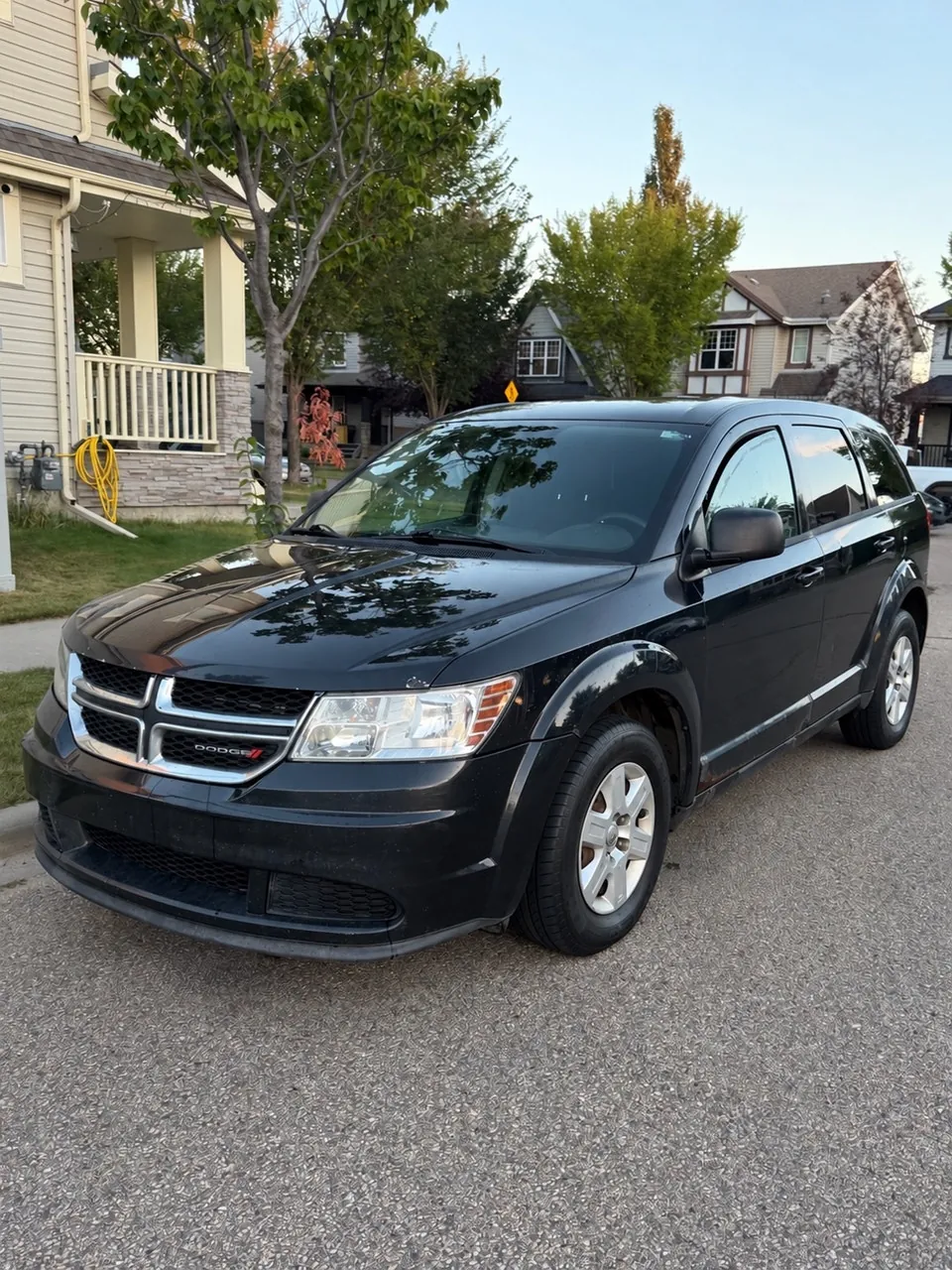 Dodge Journey 2012 photo 2