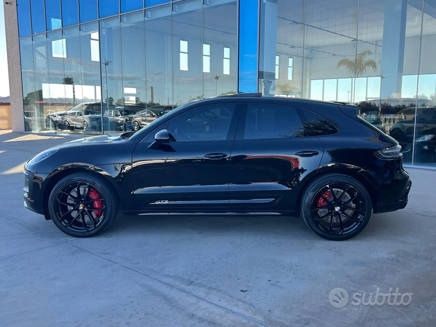 Porsche Macan 2022 photo 2