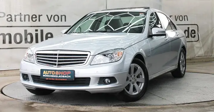 Mercedes-Benz C180