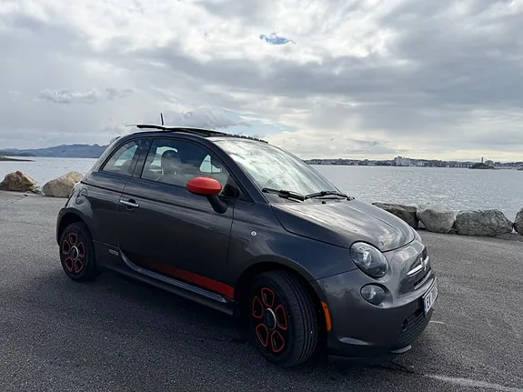 Fiat 500 2015 photo 2