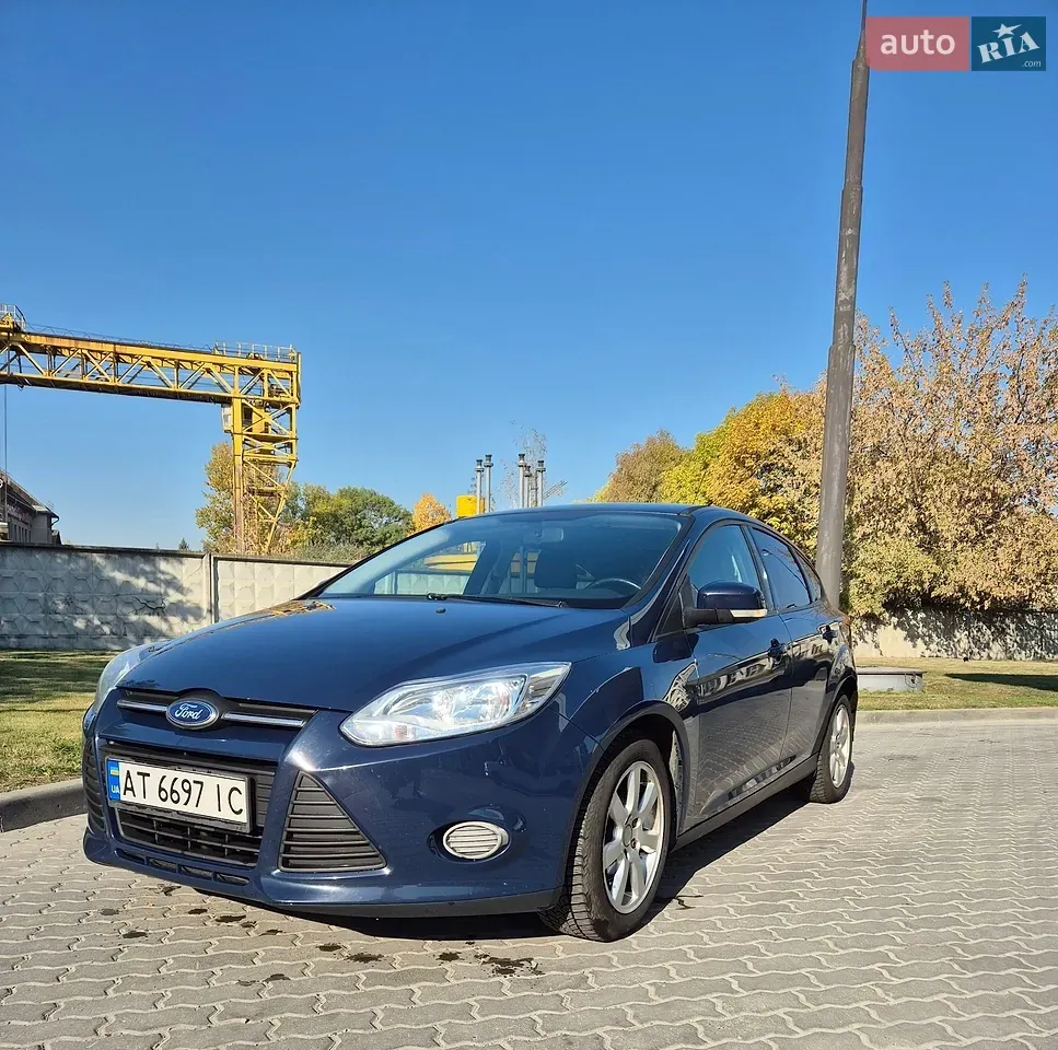 Ford Focus 2013 photo 2