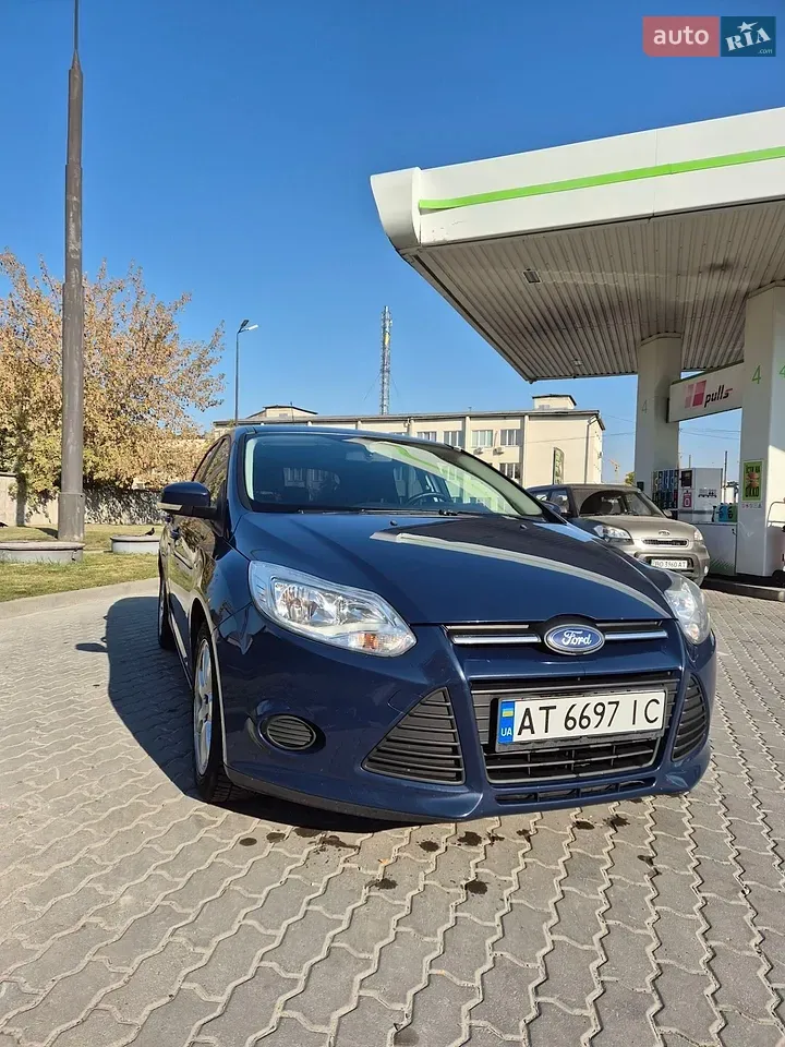 Ford Focus 2013 photo 3