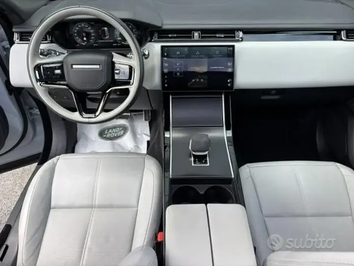 Land Rover Velar 2025 photo 4