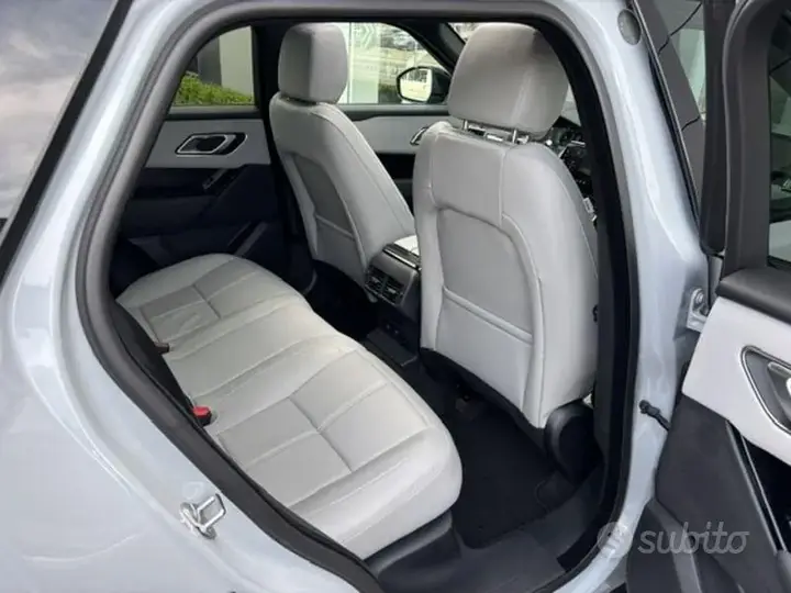 Land Rover Velar 2025 photo 5
