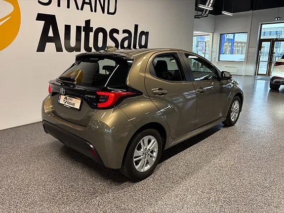 Toyota Yaris 2022 photo 4