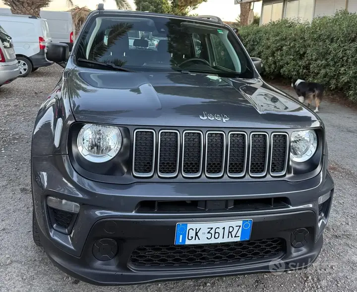 Jeep Renegade 2022 photo 2