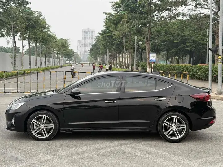 Hyundai Elantra 2021 photo 4