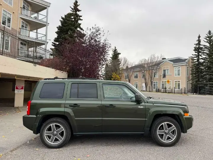 Jeep Patriot 2009 photo 3