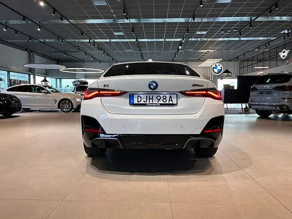 BMW I4 2024 photo 5
