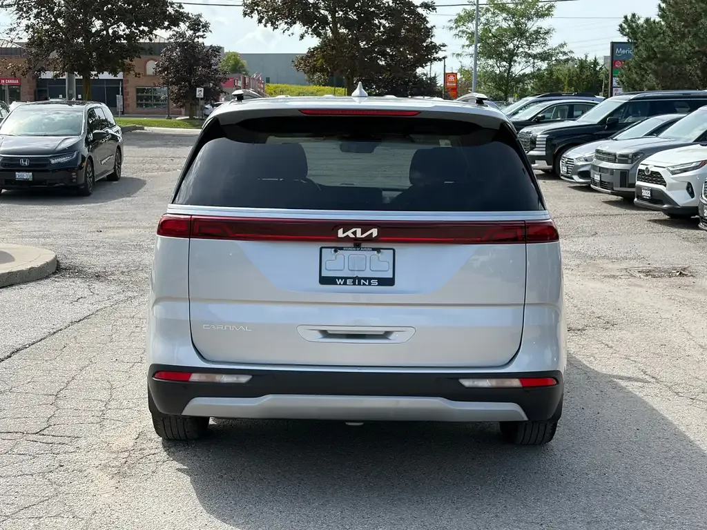 Kia Carnival 2023 photo 5