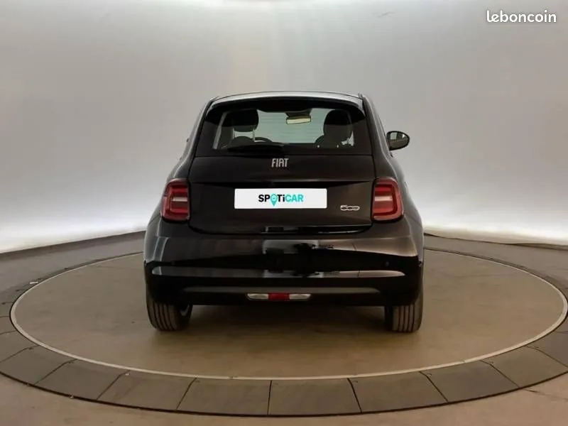 Fiat 500 2023 photo 2