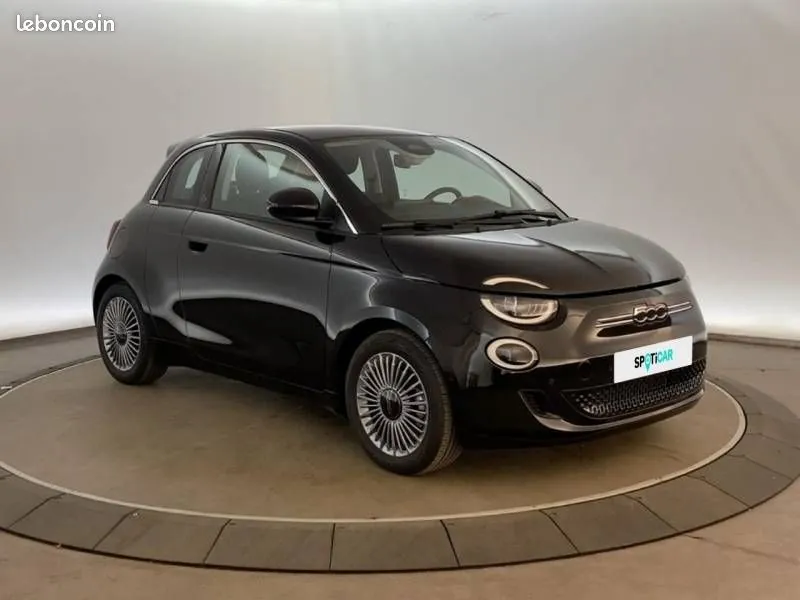 Fiat 500 2023 photo 3