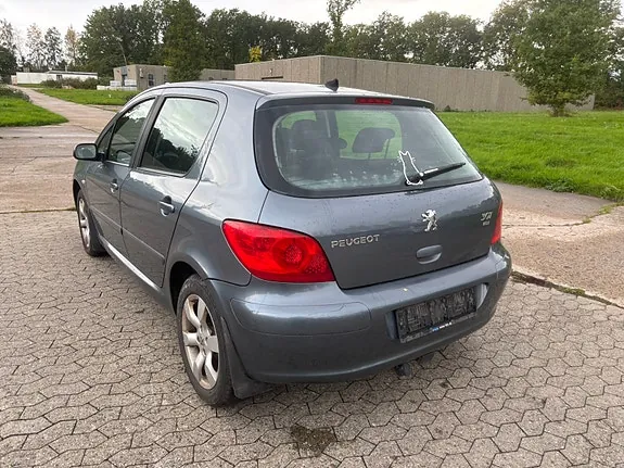 Peugeot 307 2008 photo 4