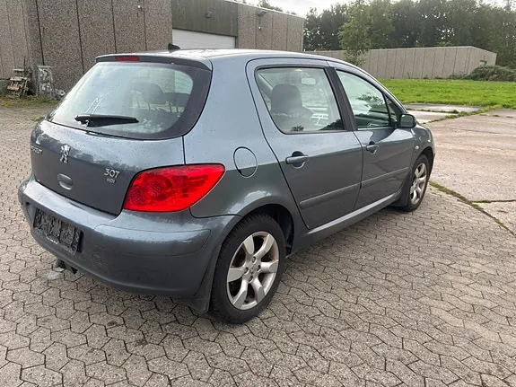 Peugeot 307 2008 photo 3