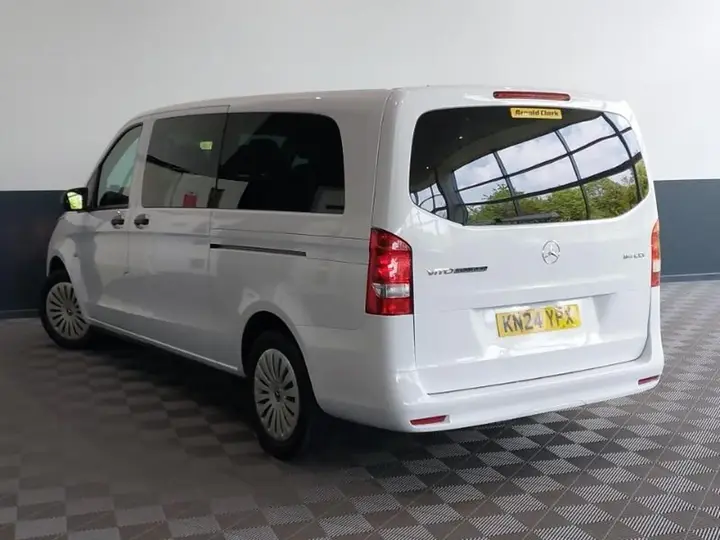 Mercedes-Benz Vito 2024 photo 2