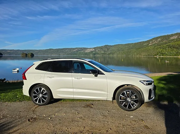Volvo Xc60 2023 photo 3