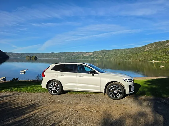 Volvo Xc60 2023 photo 4
