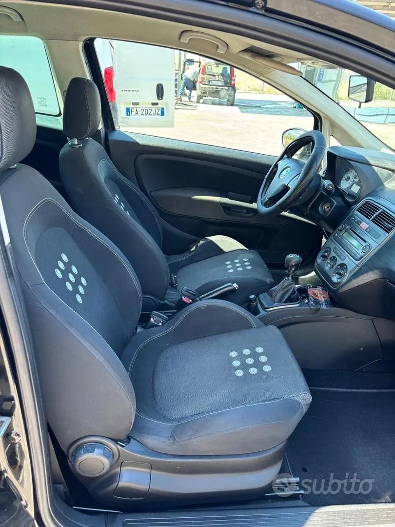 Fiat Grande Punto 2007 photo 5