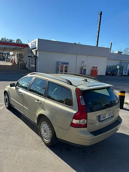 Volvo V50 2006 photo 2